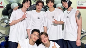 Gebrak Thunderdome Stadium, NCT 127 Sukses Gelar Konser 2 Hari di Bangkok