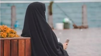 Jadi Alasan Vokalis Sukatani Dipecat, Ini Fatwa Ulama Soal Aurat Perempuan