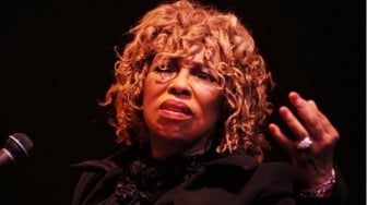 Profil Roberta Flack, Pelantun Hit "Killing Me Softly" yang Meninggal Dunia