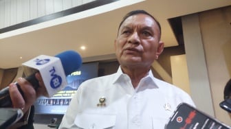 Wamenko Polkam Sebut Pemerintah Respon Kabur Aja Dulu dengan Buka Lapangan Kerja Seluas Mungkin