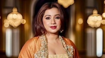 Penyanyi Bollywood Shreya Ghoshal Gelar Konser Perdana di Indonesia, Suara Merdunya Curi Perhatian