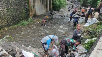 Atasi Peningkatan Sampah Selama Ramadan, DLH Cianjur Terjunkan 18 Armada Pengangkut