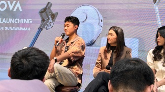 Benarkah Robot Vakum Lantai Bisa Gantikan Peran ART di Rumah? Ini Kesaksian Konten Kreator