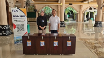 BRI Purwodadi Fasilitasi Kotak Amal Digital untuk Masjid Baitul Makmur