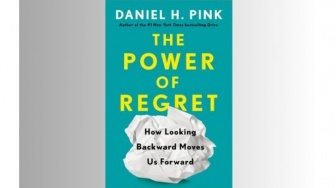Ulasan Buku The Power of Regret: Mengupas Sisi Psikologis Penyesalan