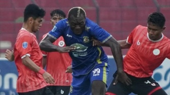 Siapa Herman Dzumafo? Striker 44 Tahun Tunggu Panggilan Patrick Kluivert Bela Timnas Indonesia