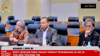 Usul Prajurit TNI Bebas Isi Jabatan Sipil, Pakar Pertahanan: Bukan Dwifungsi, Tapi Multifungsi