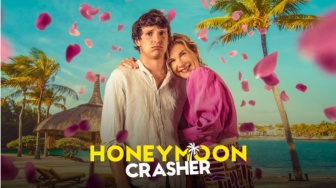 Indahnya Bulan Madu dan Momen Refleksi Hidup dalam Film Honeymoon Crasher