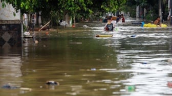 Banjir Bikin Distribusi Pangan saat Ramadan Tersendat, Ini Kata Mendag