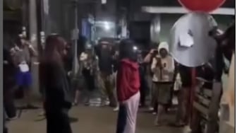 Viral Pelaku Tawuran di Tanjung Priok Mundur usai Digertak Emak-emak: Gue Gak Takut Sama Lo!