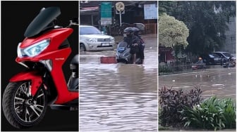 Detik-Detik Motor Listrik Buatan Indonesia Terjang Banjir Bekasi, Motor Jepang Dibuat Malu