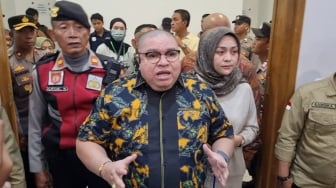 Razman Panggil Nikita Mirzani 'Adik', Pengin Besuk di Tahanan