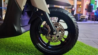 Duel Sengit Pasar Motor Matic 125 cc: Honda Vario, Yamaha Gear Ultima atau Suzuki Burgman Street?