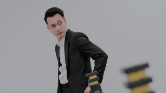 Eza Gionino Coba Dagang Ponsel, Unit Rusak Sebelum 6 Bulan Langsung Diganti Baru!