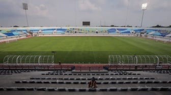 Banding Ditolak! Mimpi Suporter Persela Rasakan Stadion Surajaya Baru Pupus