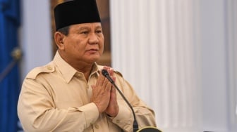 Potret saat Prabowo Tetapkan THR dan Gaji ke-13 untuk ASN Cair 17 Maret