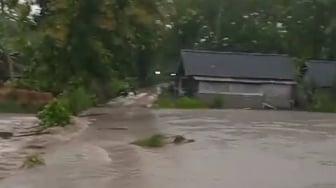 Wilayah Playen Gunungkidul Diterjang Banjir, Sejumlah Warga Sempat Terisolir