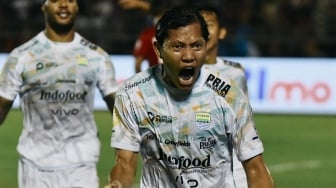 Viking Rayakan Ulang Tahun Persib dengan Kegiatan Sosial