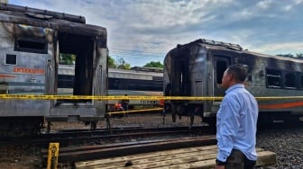 Polisi Selidiki Kebakaran Gerbong KA di Stasiun Tugu, Sempat Ada Pengalihan Akses