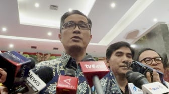 Febri Diansyah Bongkar Alasan Bela Hasto di Sidang Korupsi: Bukan Sekadar Urusan Partai!