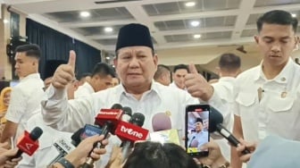 Prabowo Mau Bangun Penjara di Pulau Terpencil Berpenghuni Hiu Khusus untuk Koruptor