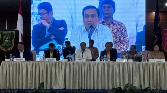 Effendi Simbolon Dialog Terbuka dengan Mahasiswa hingga Dosen UHN