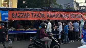 4 Spot Berburu Takjil di Jakarta yang Paling Lengkap, Sudah Pernah Coba?