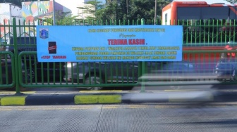 Cegah Tawuran, Pemkot Jaktim Tinggikan Pagar Pembatas di Depan Mall Bassura