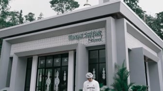 5 Masjid Impian yang Diwujudkan Atta Halilintar, Definisi Rezeki Melimpah Tak Lupa Akhirat