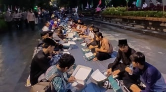 Catatkan Rekor MURI, Ini Cerita Buka Puasa Bersama Terpanjang di Solo