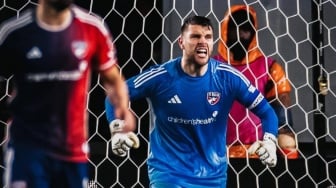 Kocak Banget! Sandy Walsh Suruh Maarten Paes Berperilaku Tak Biasa Saat Pertama Gabung Timnas