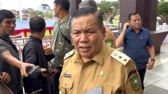 Beda Gubri Wahid yang Pusing, Wakilnya Malah Santai Tanggapi Defisit Anggaran