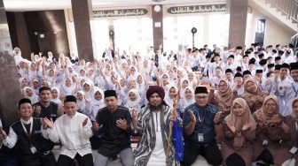 Semangat Ramadan, Siswa SMP Labschool Cibubur Gelar Kegiatan Pesantren Kautsar