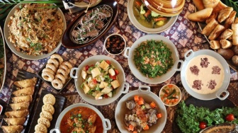 Jam Berapa Buka Puasa Kota Makassar dan Sekitarnya Hari Ini? Cek Jadwal Kemenag RI