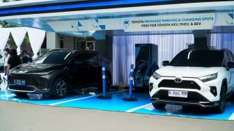 TAM Hadirkan Fasilitas Parkir Gratis untuk Pengguna Kendaraan Elektrifikasi Toyota