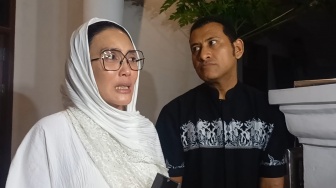 Menangis Mat Solar Meninggal, Rieke Diah Pitaloka: Seperti Kehilangan Suami