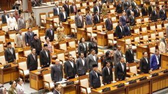 Suasana jalannya Rapat Paripurna ke-15 DPR Masa Persidangan II Tahun Sidang 2024-2025 di Kompleks Parlemen, Senayan, Jakarta, Kamis (20/3/2025). [Suara.com/Alfian Winanto]