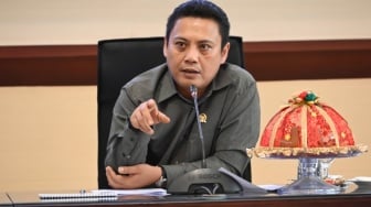 Jelang Mudik Lebaran: Komisi V DPR Ingatkan Pentingnya Kesiapan Infrastruktur - Transportasi Publik