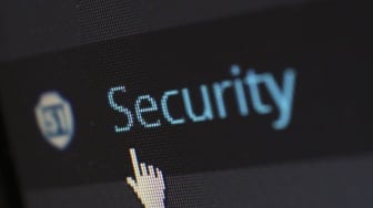 Keamanan Siber Bukan Cuma Soal Teknologi, Tapi Kunci Hidup Aman di Era Digital