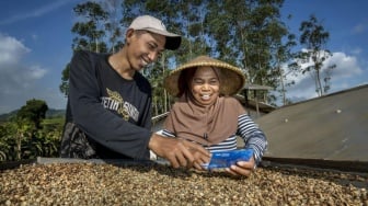 Terdepan Dukung UMKM, BRI Raih Penghargaan Internasional Best SME Bank in Indonesia