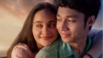 Fakta-fakta Film Komang, Kisah Perjalanan Cinta Penuh Pasang Surut