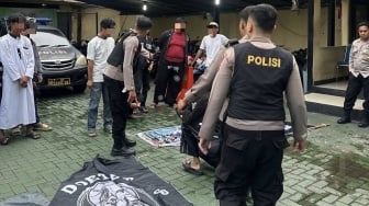 21 Remaja Diciduk Polisi di Jakarta Pusat saat Konvoi, Petasan Hingga Bendera Kelompok Disita