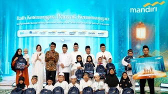 Bank Mandiri Group Santuni 57.600 Anak Yatim, Lansia, 668 Yayasan Se-Indonesia: Kebaikan Ramadan