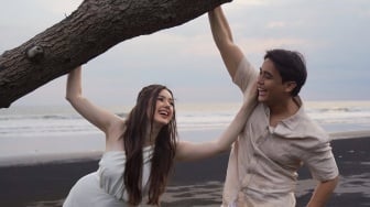Keceplosan, Billy Syahputra Panik Dikonfirmasi Terkait Kabar Diam-Diam Nikahi Vika Kolesnaya