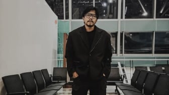 Ferry Irwandi Gambarkan Skenario Mengerikan di Balik Kerusuhan: Tujuannya Darurat Militer!