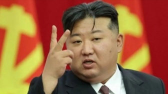 Lagi Panas Perang Iran, Donald Trump Dikabarkan Mau Bertemu Kim Jong Un