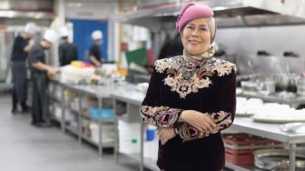 Mata Dewi Yull Cuma Berfungsi Satu, Begini Awal Ceritanya