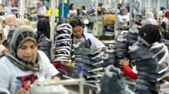 Pekerja Miskin Saat Ini: Pilih Beli Beras Dibandingkan Bayar Iuran BPJS