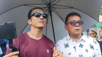 Mathias Muchus Berduka: Kenangan Mendalam dengan Ray Sahetapy Terungkap!
