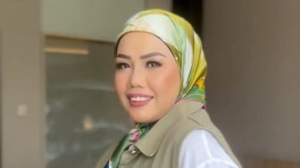 Lisa Mariana Mau Balik Percantik Diri, Elly Sugigi Kasih Peringatan Keras